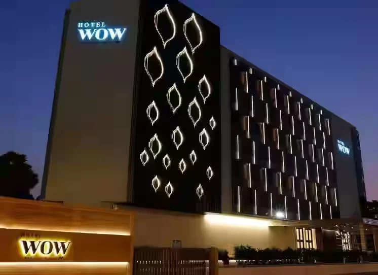 WOW Crest - IHCL SeleQtions